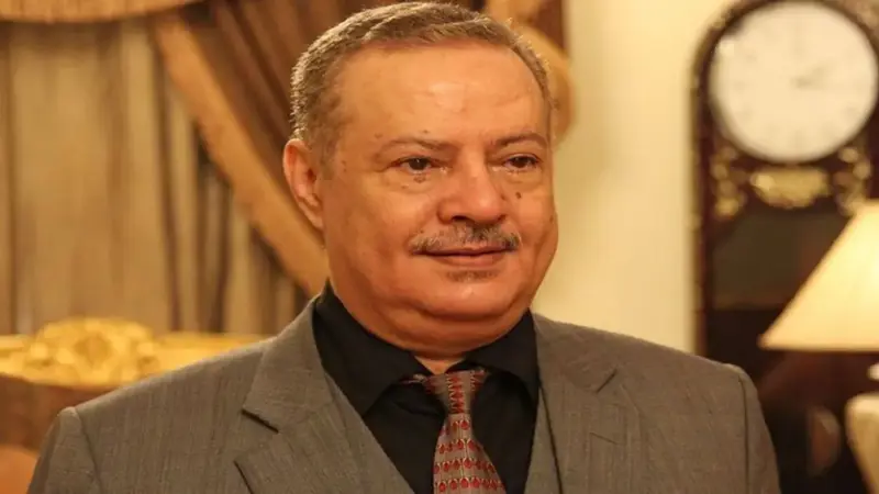 محافظ عدن المستقيل يصل الرياض للقاء هادي