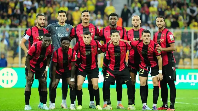 اتحاد العاصمة يهزم شبيبة الساورة ويتصدر الدوري الجزائري