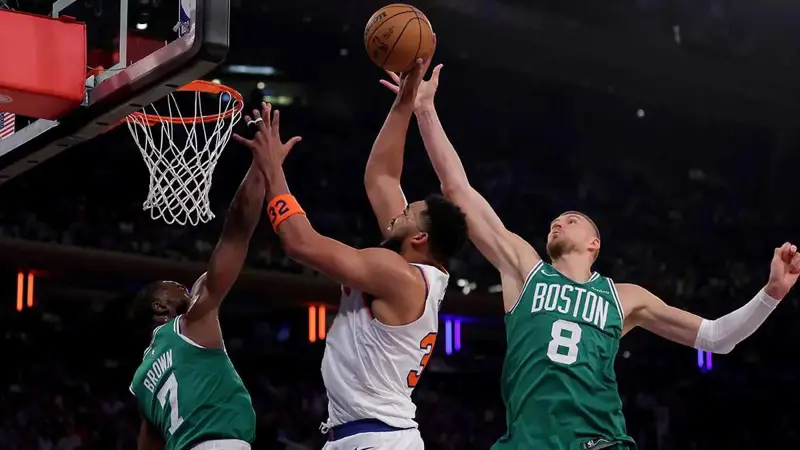 NBA.. نيكس يتأهل لنهائي القسم الشرقي بدوري السلة الأمريكي