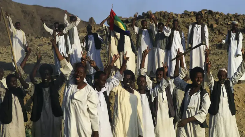 تصعيد جديد في شرق السودان.. مجلس "البجا" يغلق شركات التعدين