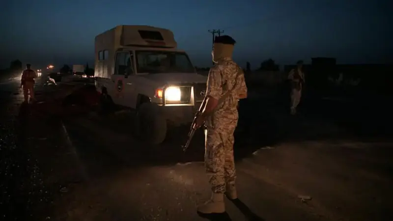 ليبيا.. مسلحون يتبعون حكومة الوحدة الوطنية يقتحمون منزل آمر منطقة طرابلس العسكرية