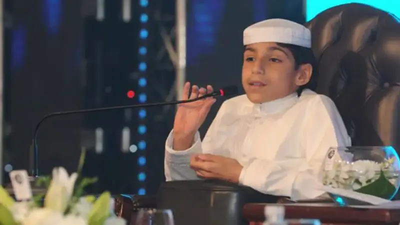 نجم إنستغرام وأصغر رجل أعمال في قطر.. طفل معاق لما يتجاوز الـ14 من العمر