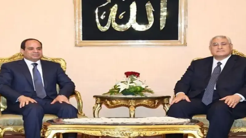 مصر.. السيسي يُربك حسابات الكتل البرلمانية بلقاء "عدلي منصور"