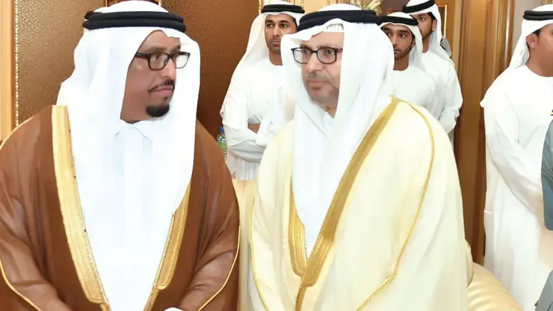 قرقاش يعلق على تغريدة ضاحي خلفان بشأن استضافة قطر لكأس العالم.. ماذا قال؟