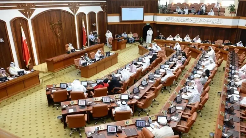 النواب البحريني يُعد لحظر سفر الشباب إلى 4دول عربية