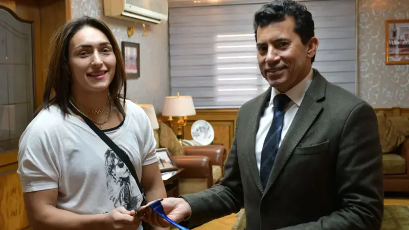من هي سمر حمزة أول مصرية تبلغ نهائي بطولة العالم للمصارعة؟