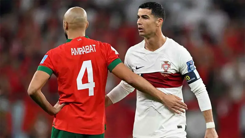 تعليق مفاجئ من نجم النصر السابق حول انتقال رونالدو إلى الوداد