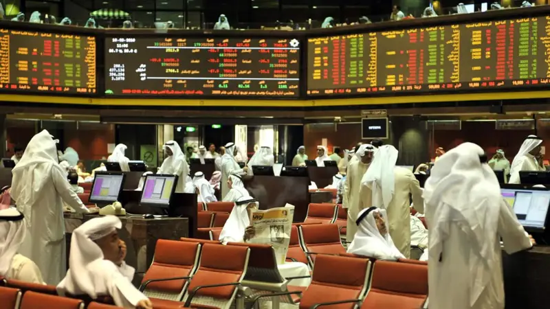 معظم أسواق الخليج تتراجع قبيل اجتماع أوبك+