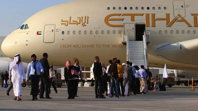 "الاتحاد للطيران" الإماراتية تعلّق رحلاتها إلى "دالاس" الأمريكية