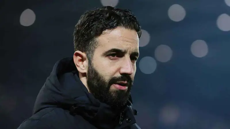سبورتنغ لشبونة يعلن اقتراب روبن أموريم من تدريب مانشستر يونايتد