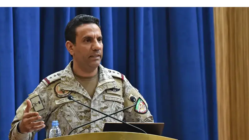 التحالف العربي يفرج عن 163 أسيرًا حوثيًا