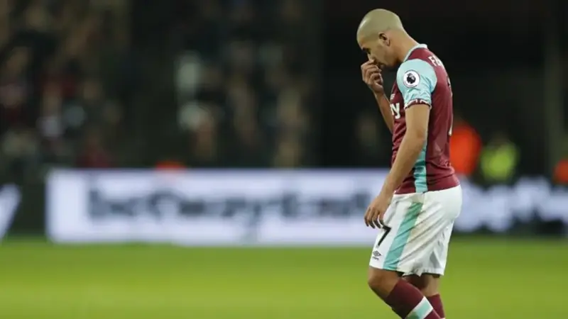 إلغاء طرد الجزائري فيغولي لاعب وسط وست هام