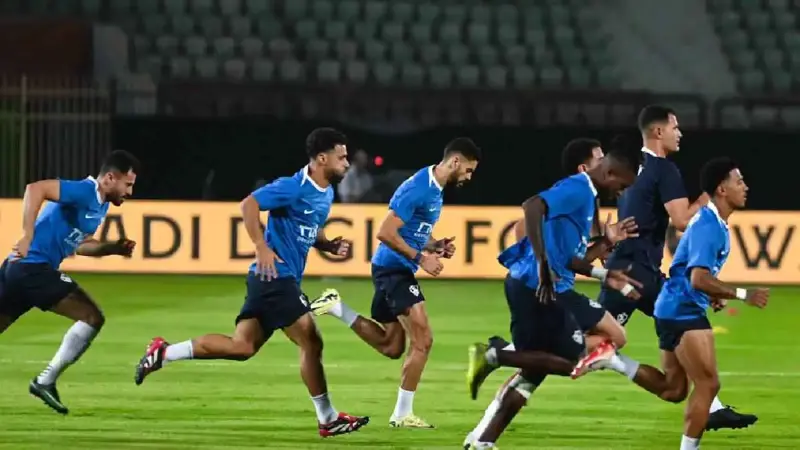 صفقات الصيف لا تكفي.. 4 نجوم ينقذون جون إدوارد في الزمالك