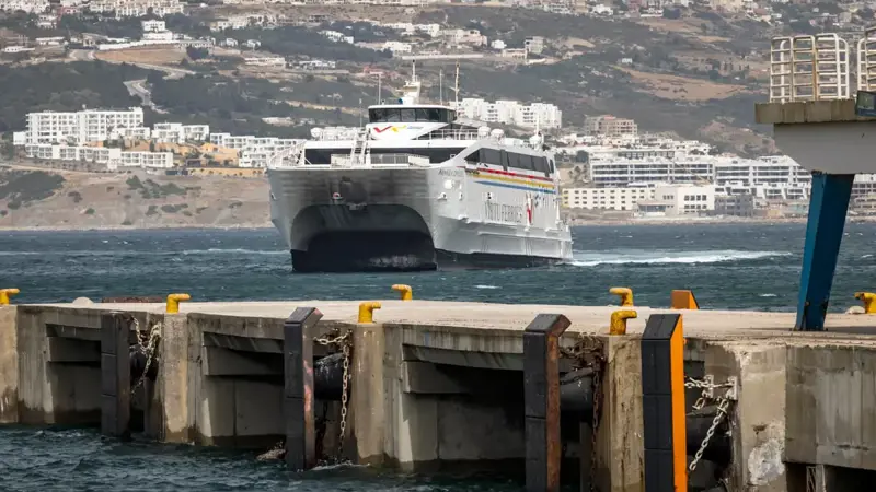 خط بحري يربط تونس والمغرب وليبيا بإسبانيا.. هل يعزز الوحدة المغاربية؟