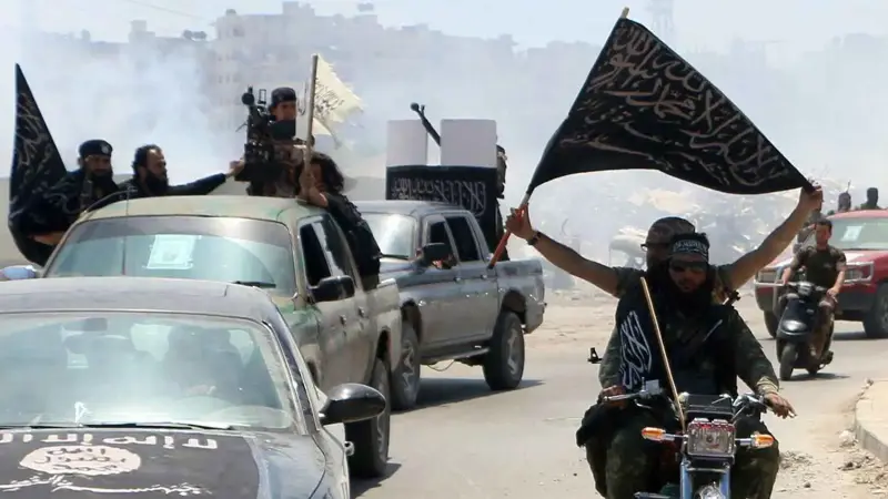 البنتاغون: فلول القاعدة تبحث عن "نفوذ" في سوريا