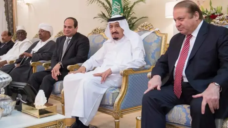 الملك سلمان يكشف عبر "تويتر" الهدف الرئيسي لـ "رعد الشمال"