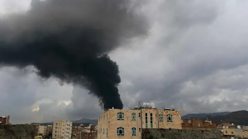 مصادر لـ"إرم نيوز": مقتل وإصابة قيادات حوثية رفيعة في هجوم صنعاء