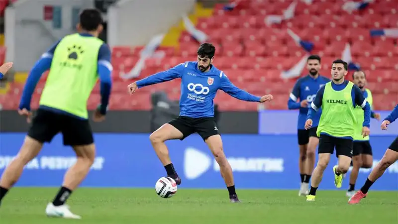 الموعد والقنوات الناقلة لمباراة الأردن وروسيا