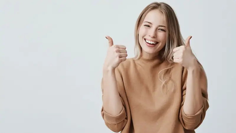 مفهوم السعادة.. رحلة في أروقة النفس وتجارب العقل