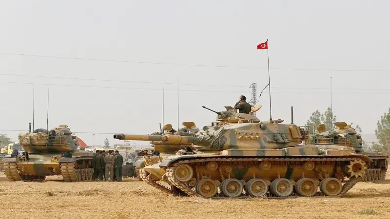 قصف تركي شمال حلب واشتباكات عنيفة بين المعارضة والجيش السوري