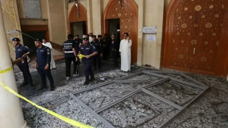 الكويت تخلي سبيل 11 متهماً بتفجير مسجد الإمام الصادق‎