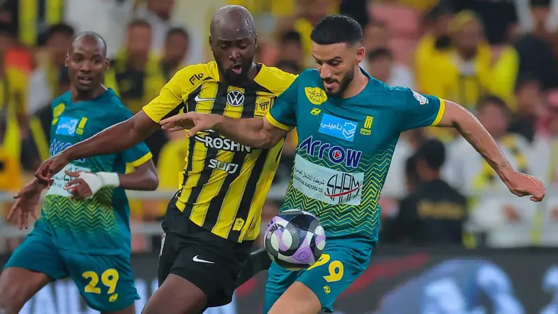 دون نقاط.. تغريدة نارية من نادي العروبة بعد تتويج الاتحاد بكأس الملك (صورة)