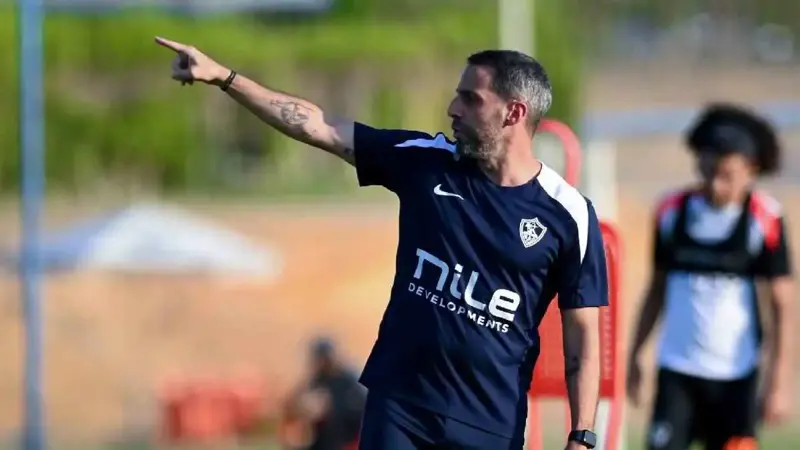 هل طلب حسين لبيب طرد فيريرا من الزمالك؟