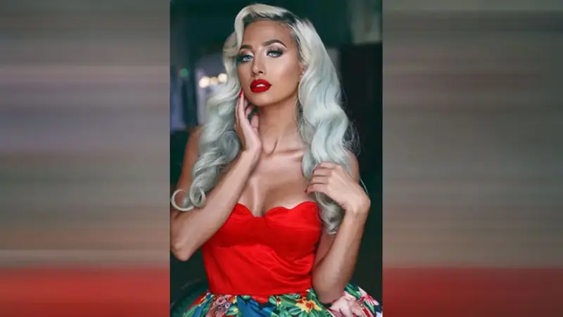 مودل روز تفاجئ جمهورها بـ"صورة ثمينة"