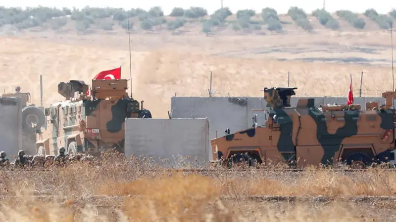 مساعد لأردوغان: الجيش التركي سيعبر الحدود السورية "بعد قليل"