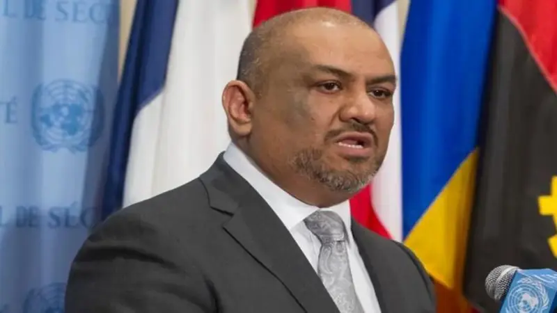 الحكومة اليمنية: بقاء ميناء الحديدة في أيدي الحوثيين خطر على دول المنطقة‎