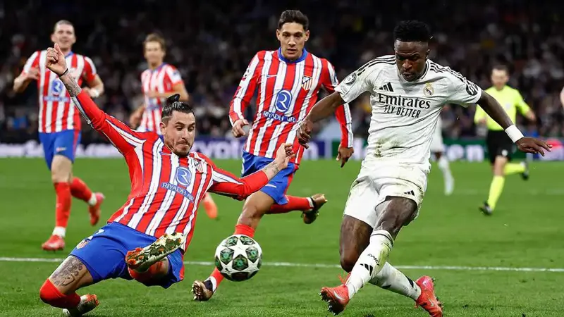 هل ساعد التحكيم ريال مدريد أمام أتلتيكو؟ (فيديو)