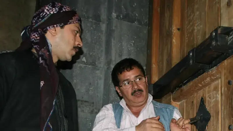 مخرج أشهر أعمال البيئة الشامية.. من هو الراحل بسام الملا؟