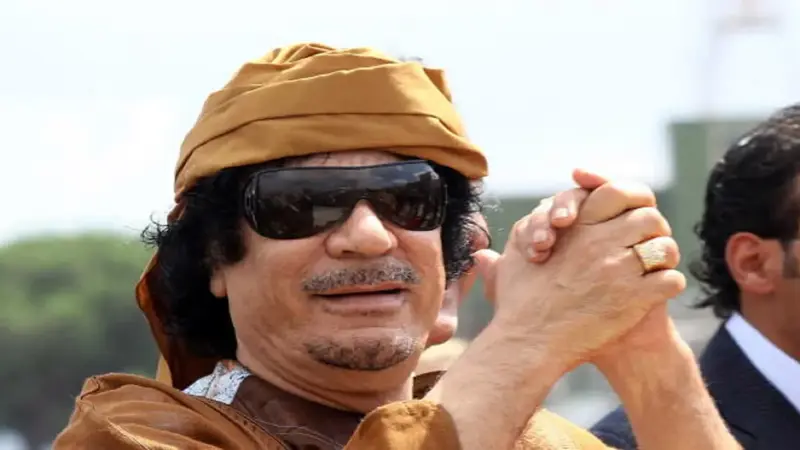 بعد الإفراج عن الساعدي.. أين انتهى المطاف بعائلة معمر القذافي؟