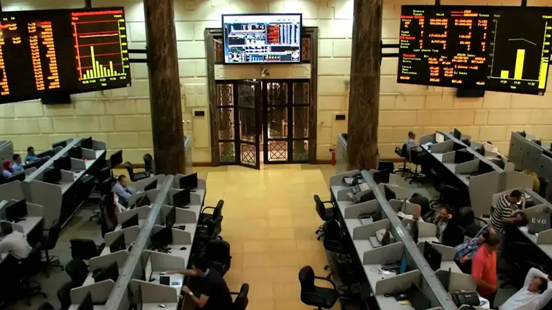 البورصة المصرية تتكبد خسائر بأكثر من مليار دولار