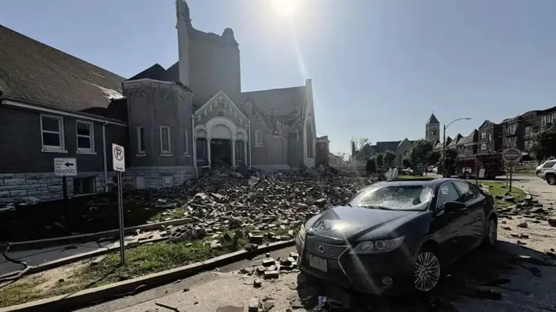 عاصفة قوية تخلّف 5 قتلى وعشرات الجرحى في ميزوري الأمريكية (فيديو)