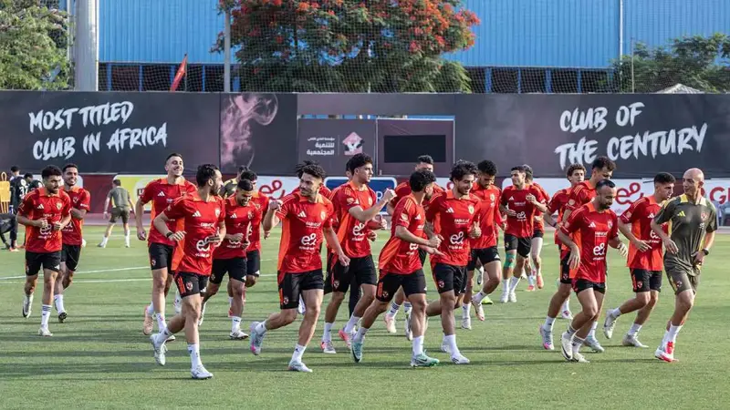 أول لاعب يطلب الرحيل بسبب صفقات الأهلي المصري