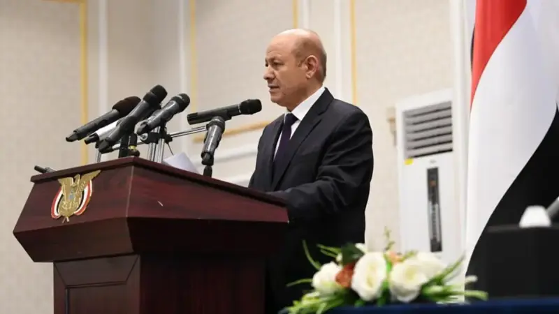 اليمن.. العليمي وأعضاء مجلس "القيادة الرئاسي" يؤدون اليمين الدستورية