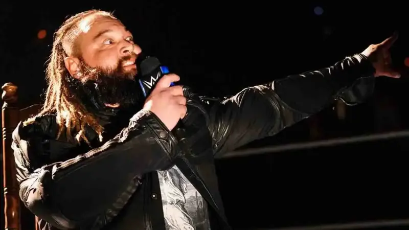 ما حقيقة طرد براي وايت من WWE؟