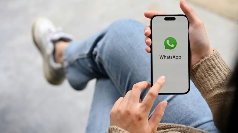 ميزة جديدة من واتساب تضفي شفافية لمحادثات المجموعة