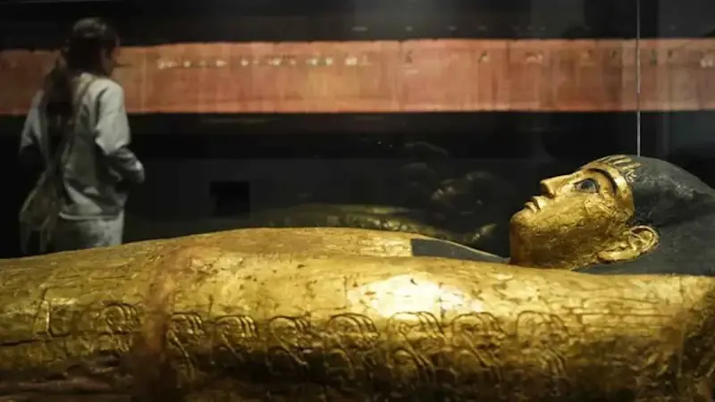 بعد عقد من الزمن.. بلجيكا تعيد ناووساً أثرياً نادراً إلى مصر