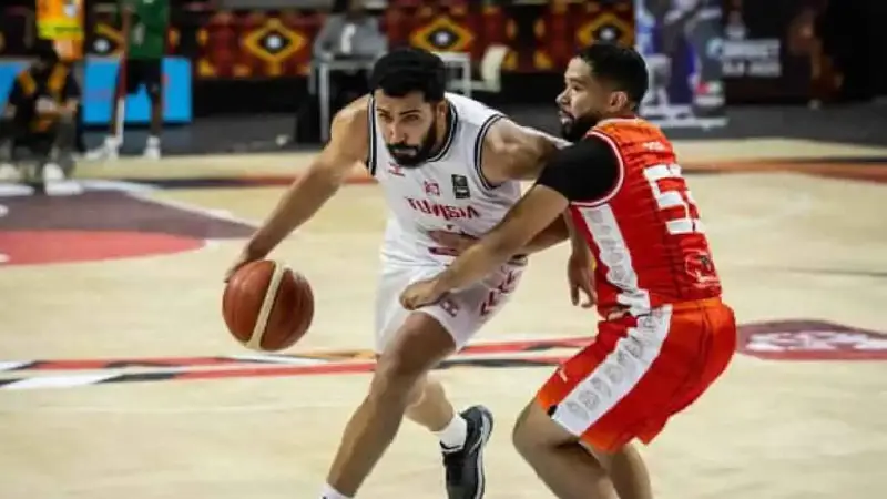 منتخب تونس يحصد الفوز الأول ببطولة إفريقيا للسلة ويتجنب الخروج المبكر (فيديو)