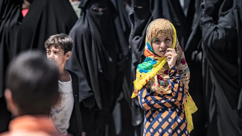 قيرغيزستان تتسلم 99 طفلًا وامرأة من عوائل داعش في سوريا