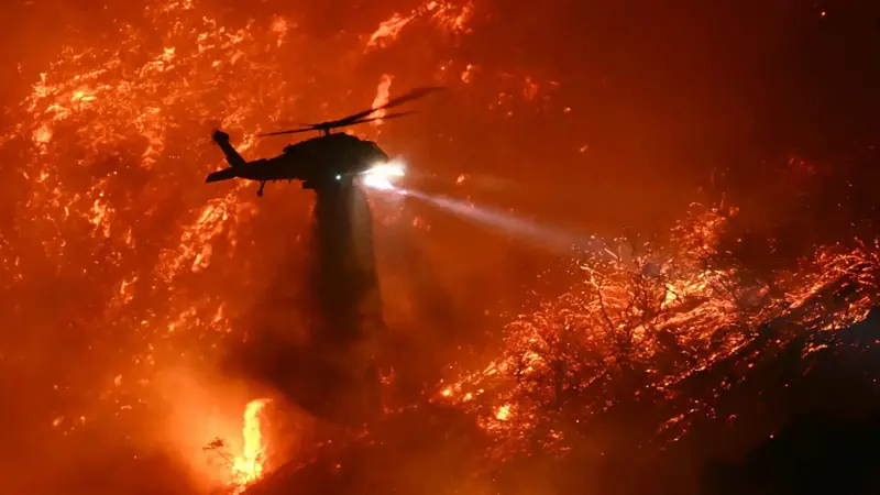 حرائق لوس أنجلس.. 24 قتيلا وأوامر إخلاء 150 ألف شخص