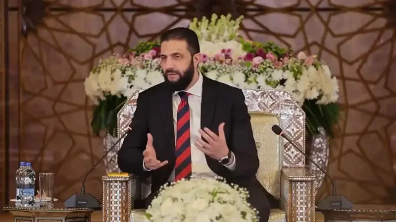 "التقسيم مستحيل".. الشرع يحذر من إنشاء "كنتونات" محلية في سوريا (فيديو)