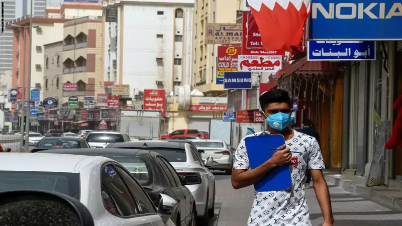 البحرين: دخول معظم الأماكن العامة سيقتصر على "الملقّحين" ضد كورونا