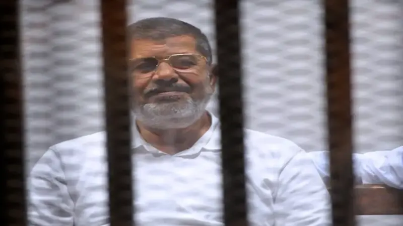 رفض الطعن المقدم بشأن وضع "مرسي" على قائمة الشخصيات الإرهابية