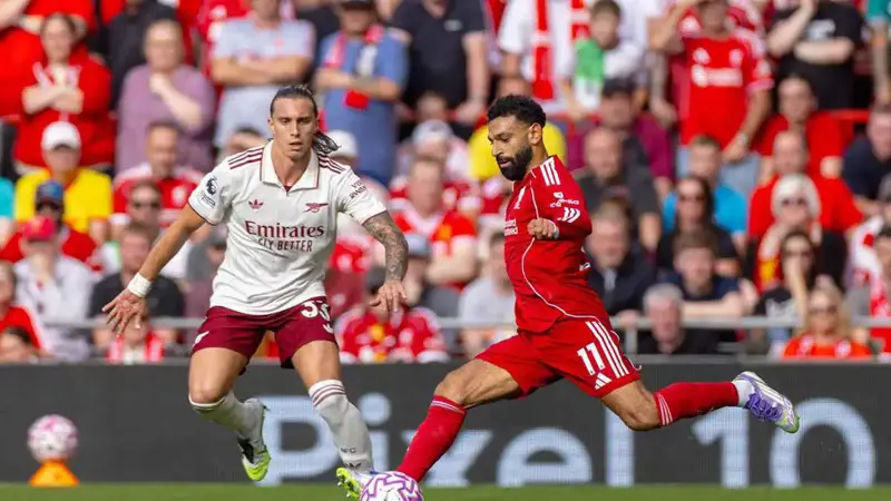 انحدار مرعب.. 4 نجوم يهددون عرش محمد صلاح في ليفربول