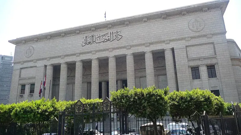 إحالة 6 موظفين للقضاء بعد كارثة انفجار خط الغاز في مصر