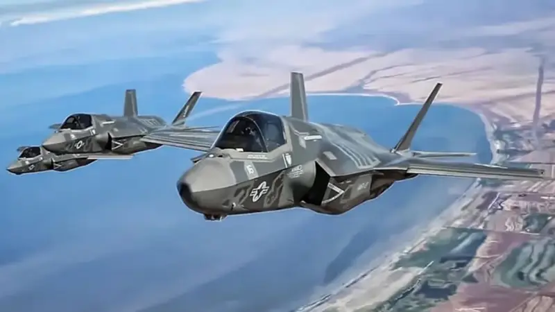 إسرائيل تستقبل طائرتي F-35 بحضور وزير الدفاع الأمريكي