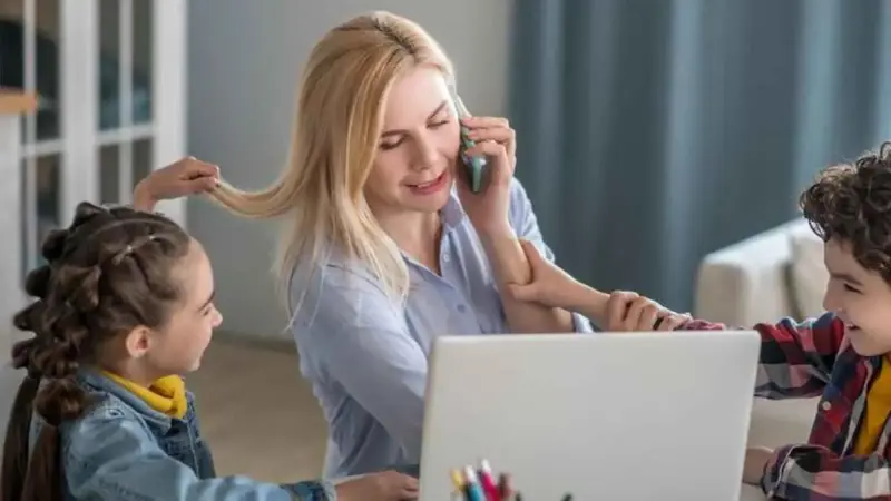 كيف تعلّم طفلك أن لا يقاطع كلامك؟
